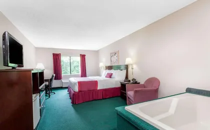 Ramada by Wyndham Tell City