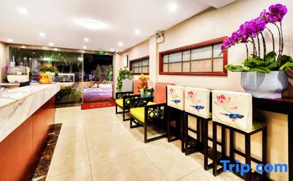 Puzhen Hotel