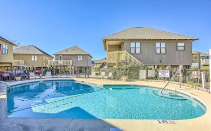Walk to Apache Pier: Coastal Condo w/ Pool Access