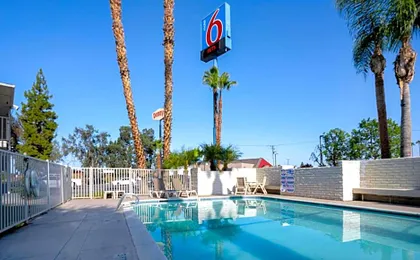 Motel 6-Bakersfield, CA - South