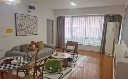 Canaan Riverview Hotel (Chongqing Liberation Monument Pedestrian Street Hongya Cave Store)