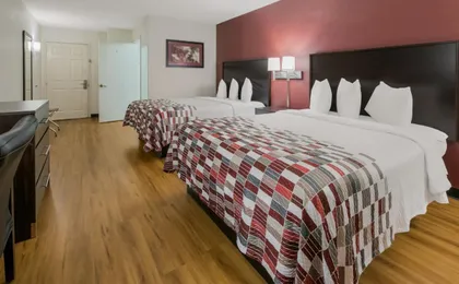 Red Roof Inn & Suites Knoxville East