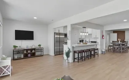 Relaxing Paradise Hills Retreat 4 Bedroom Home