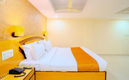 Fabhotel Polovictory Palace