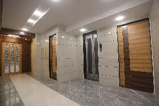 Hotel Food Plaza