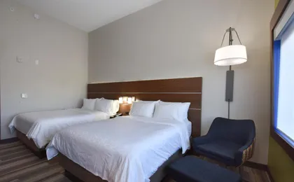 Holiday Inn Express & Suites Orlando - Lake Nona Area