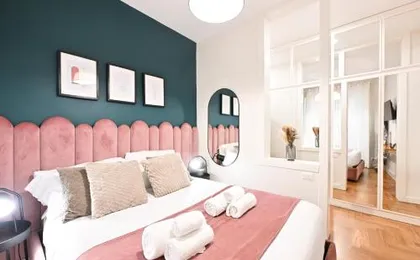 Vite Luxury Apartment
