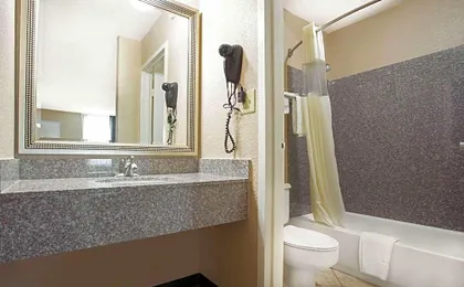 Quality Inn & Suites University Area