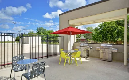 Home2 Suites by Hilton Texas City Houston (H)