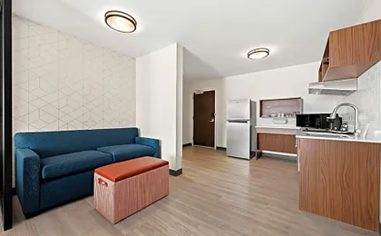Everhome Suites Huntsville - Research Park