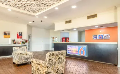 Motel 6 Natchitoches