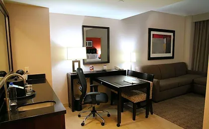 Embassy Suites By Hilton Ontario Airport