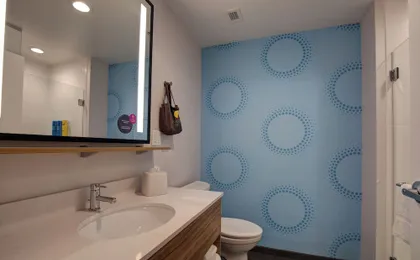 Tru by Hilton Eugene