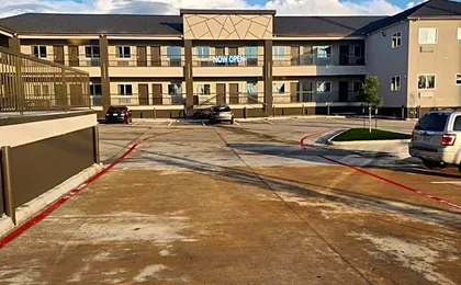 LiV Inn & Suites Houston
