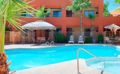 Drury Inn & Suites Birmingham Lakeshore Drive
