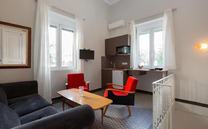 Troon of Athens Apartments