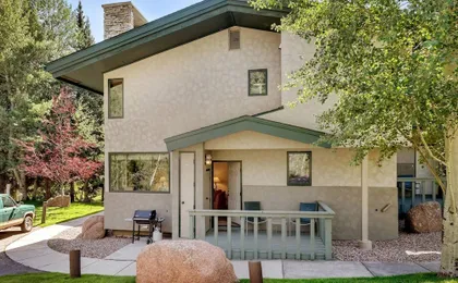 Tamarack Townhomes by iTrip Aspen Snowmass