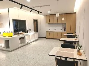 Home Inn Style Golden Nanjing Hexi Jinying Yingtian Street Metro Station