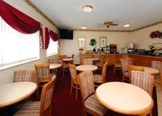 Quality Inn & Suites Green Bay - Ashwaubenon