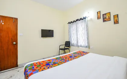 Fabhotel Merit Suites