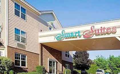 Smart Suites, an Ascend Collection Hotel