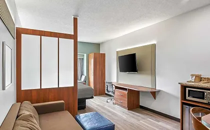 Quality Inn & Suites