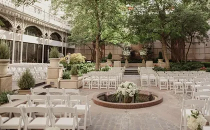 Hotel Crescent Court