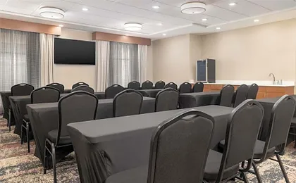 Homewood Suites by Hilton Wauwatosa Milwaukee