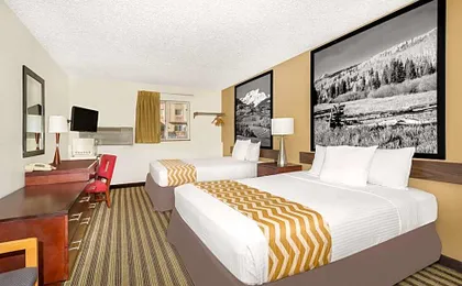 Travelodge by Wyndham Loveland/Fort Collins Area