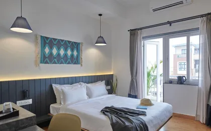 Poshtel Vns