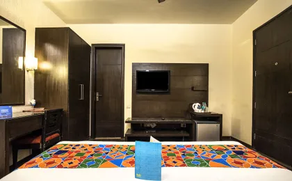 FabHotel Kalkaji Main Market