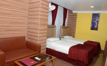 Hotel Raj Palace
