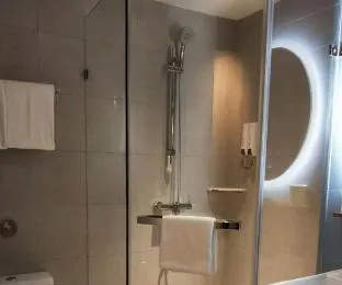 Home Inn Neo Shanghai the Bund Chenghuang Temple Xiaonanmen Metro Station