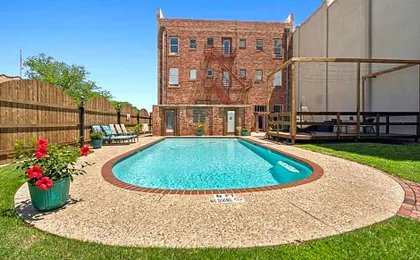 The Eastland Historic Hotel- Hondo Room