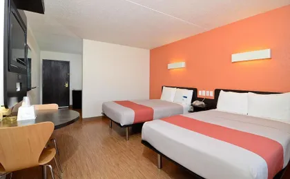Motel 6 South Haven