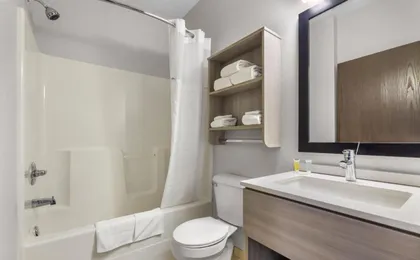 Microtel Inn & Suites by Wyndham Prairie du Chien