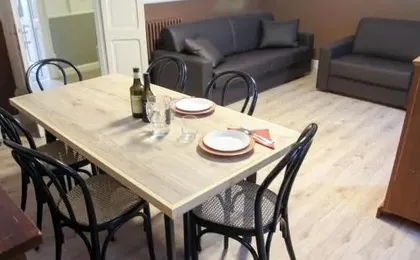 Max Apartment