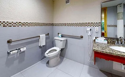 Rodeway Inn & Suites Fort Lauderdale Airport & Cruise Port