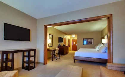 The Inn at Charles Town / Hollywood Casino