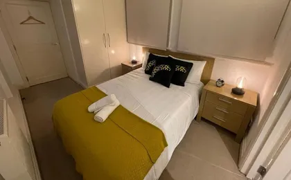 Cozzy 1-bed Apartment in Liverpool St & Shoreditch