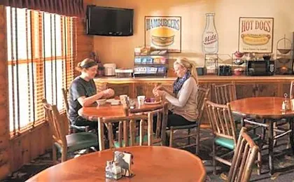 Boarders Inn & Suites by Cobblestone Hotels - Waukon