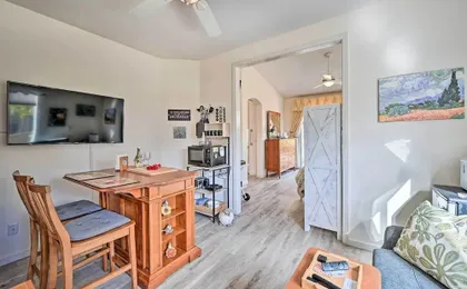 Chula Vista Studio w/ Hot Tub ~ 9 Mi to Downtown