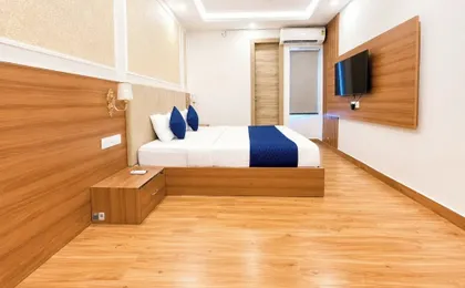 Hotel Heritage Divine Varanasi