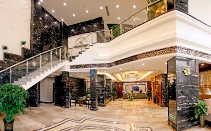 Seman Hotel (Chongqing Six Kilometer Light Rail Station)