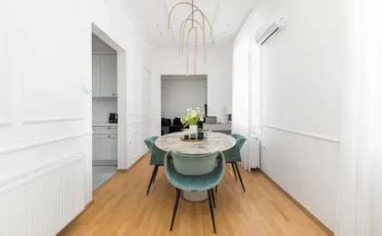 #Zoe: Lovely Penthouse by halu! Apartments
