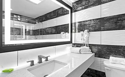 LIV Hotel Bronx