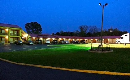 Duffys Motel - Calhoun