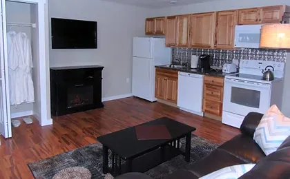 Strictly Moose Luxury Vacation Suites