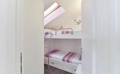 Family-Friendly Apartments with Swimming Pool Zadar - 16336