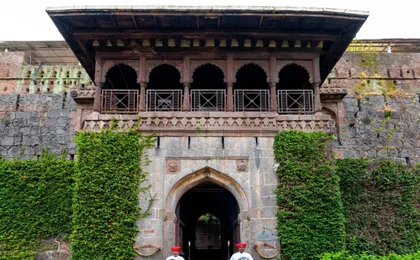 Fort Jadhavgadh a Gadh Heritage Hotel